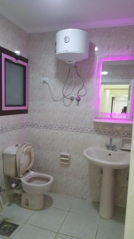 Александрия: Mustafa Kamel Apartment - Sea View - Parking - Wi-Fi