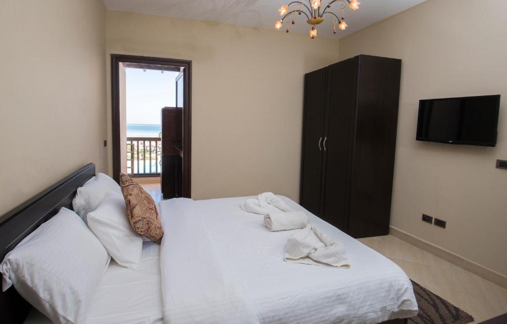 Хургада: Premium sea view 2 bedrooms 2 bathrooms apartment located within Gravity Hotel & Aquapark Hurghada