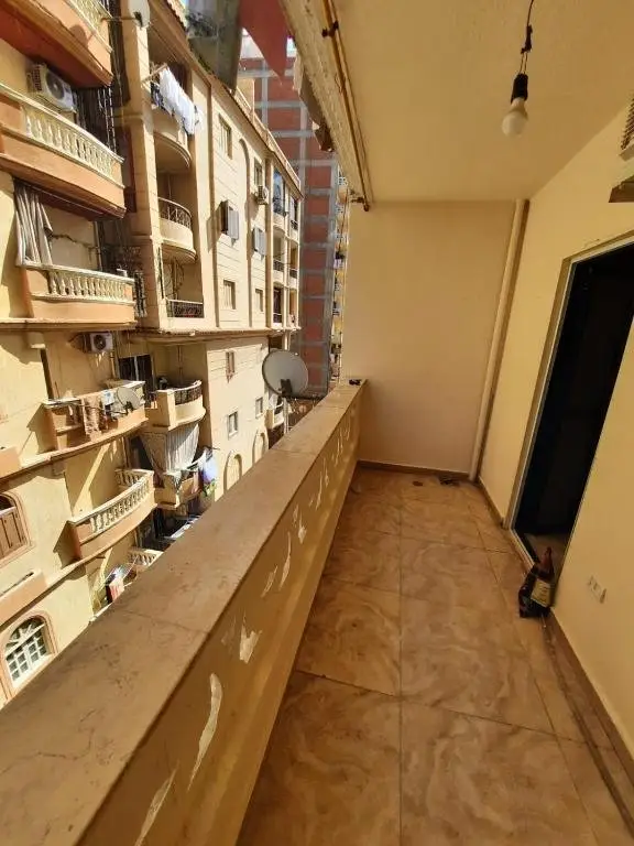 Александрия: Nice Apartment next to the Sea in Miami Alexandria
