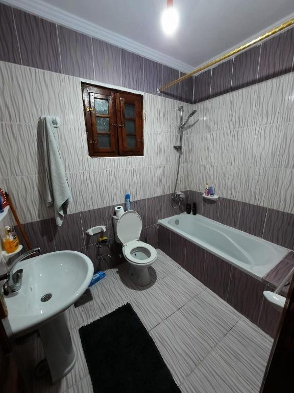 Александрия: Nice Apartment next to the Sea in Miami Alexandria