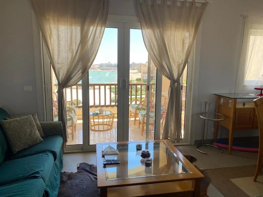 Эль-Гуна: A lovely 2 BR apartment at Waterside