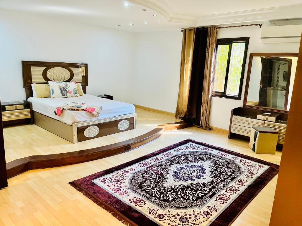 Comfortable apartment with a private garden near AUC شقه فندقيه — фото 1