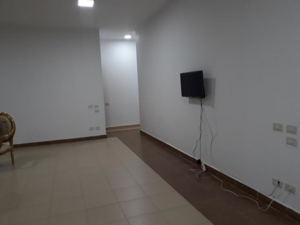 Каир: 610 residents