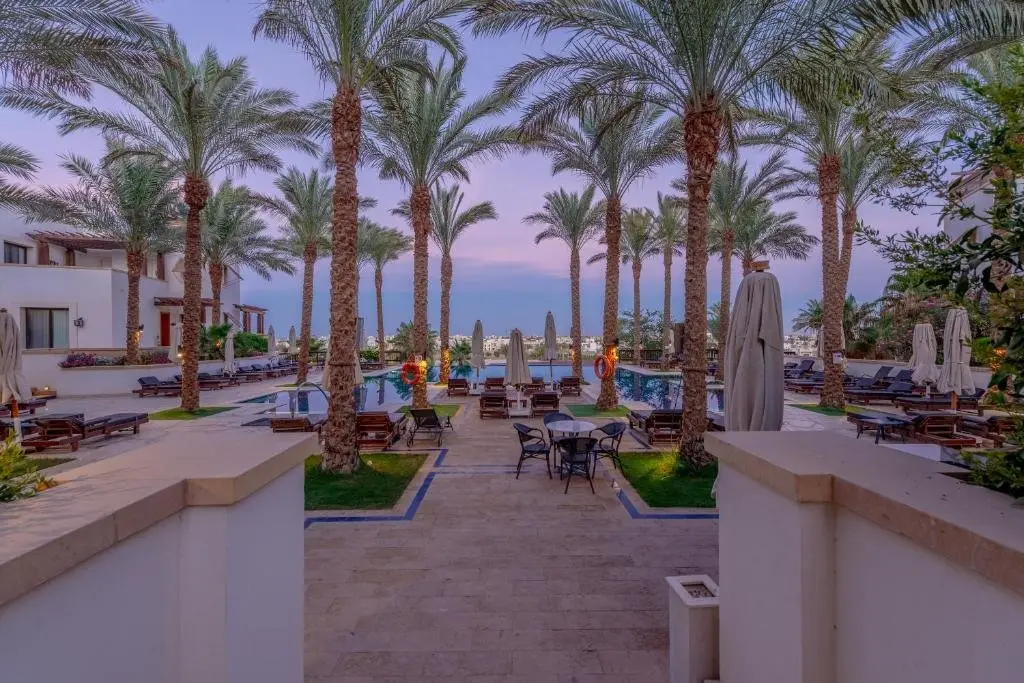 Эль-Гуна: Classy 1-Bedroom Apartment in Ancient Sands with Pool View