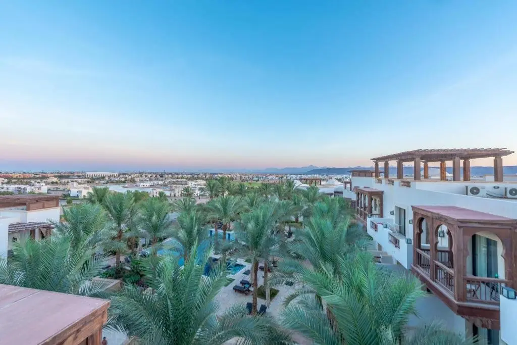 Эль-Гуна: Classy 1-Bedroom Apartment in Ancient Sands with Pool View
