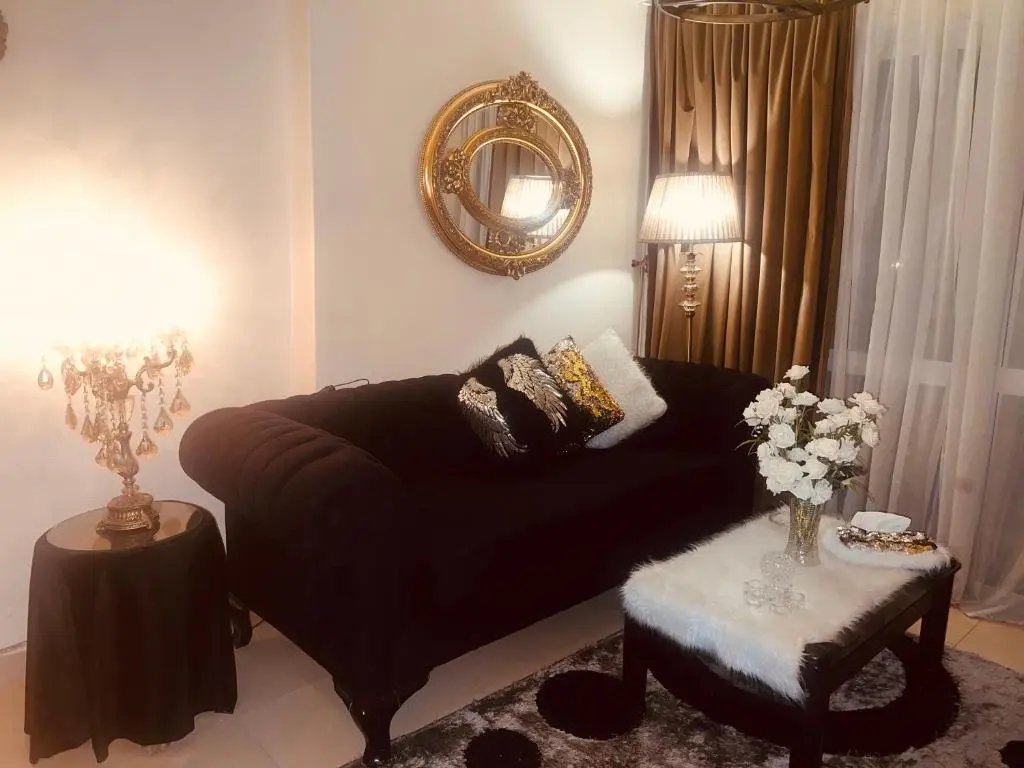 Александрия: Two bedrooms , Luxury idyllic Apartment in the middle of Alex minimum 3 days