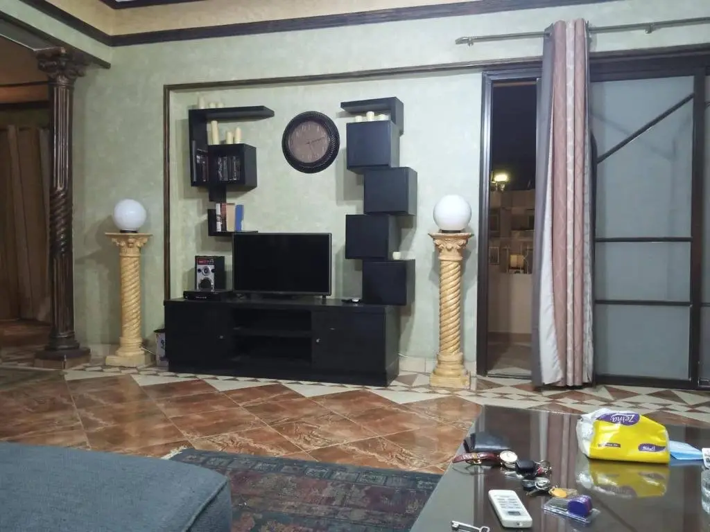 Гиза: medhat faisel appartment