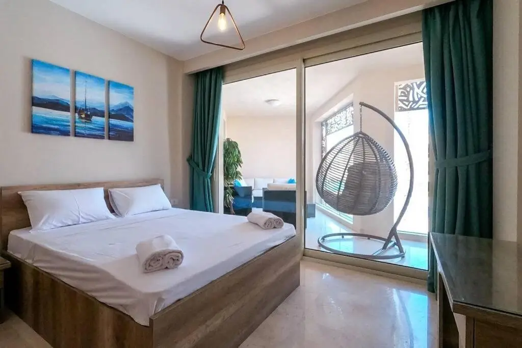Эль-Гуна: Mangroovy 3BR Apartment Private Beach & Pool View