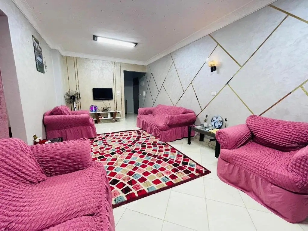 Каир: Gardenia City 3 Bedrooms
