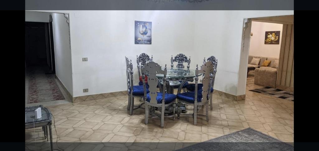 Гиза: 3 Bedroom Luxury Apartment at the Heart of Cairo