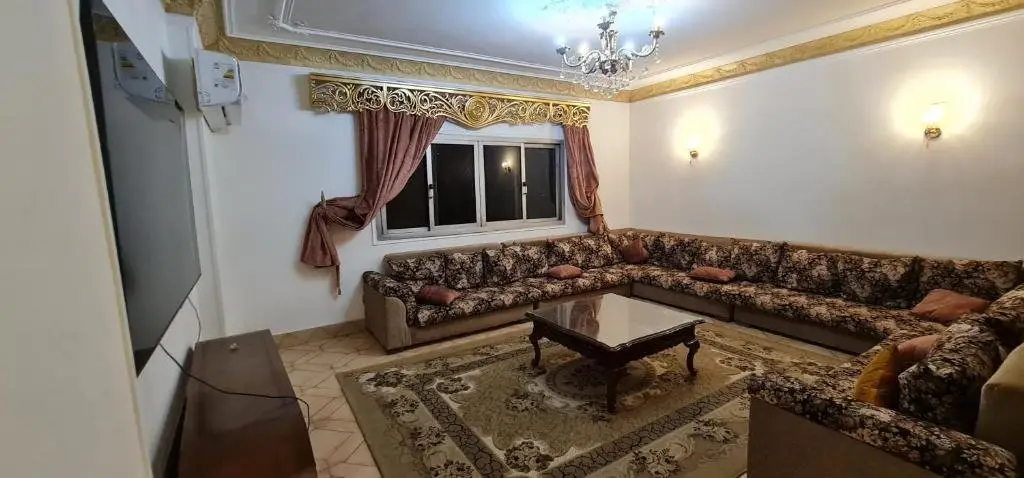 Гиза: 3 Bedroom Luxury Apartment at the Heart of Cairo