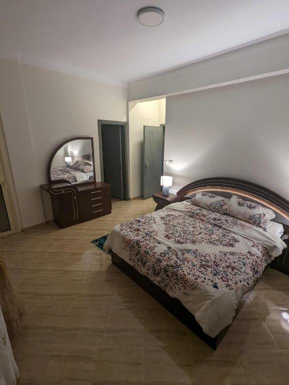 Каир: 3 Room Apartment at Fifth Settlement with Hot Tub