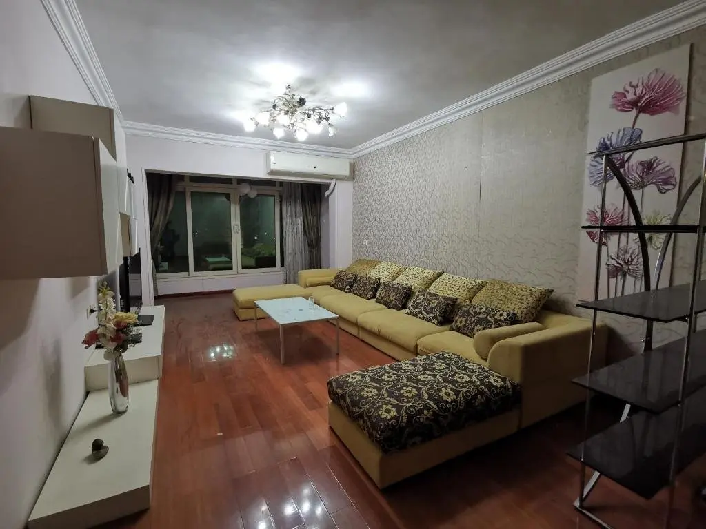 Каир: Nile maadi modern 3 bedroom apartment
