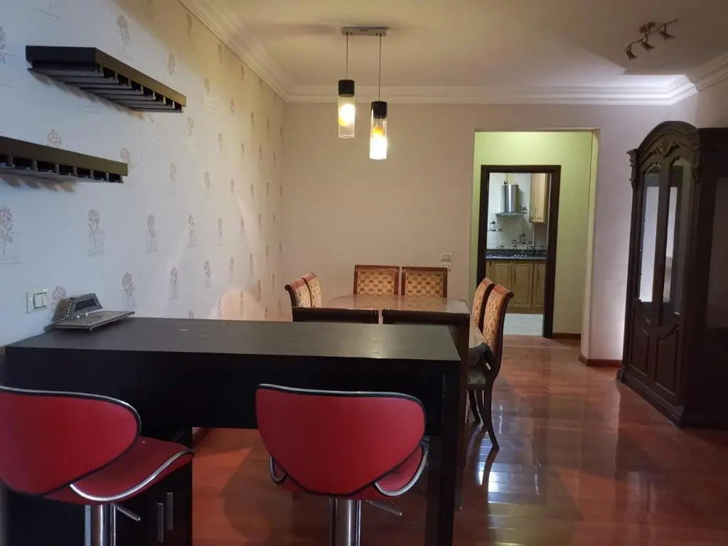 Каир: Nile maadi modern 3 bedroom apartment