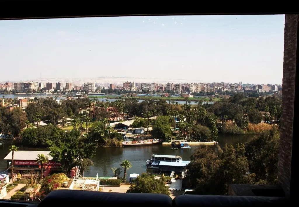 Гиза: Luxury Duplex penthouse with Full Great Nile view, entire apartment