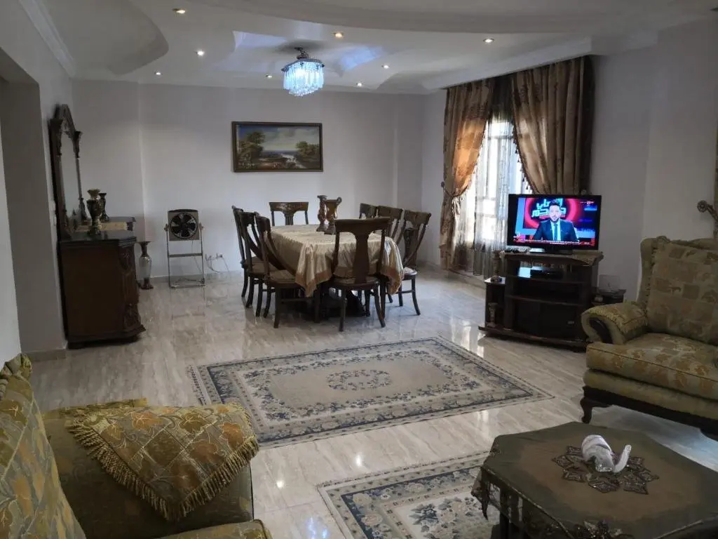 Каир: Al Rehab City Full VIP Serviced Apartment, Cairo
