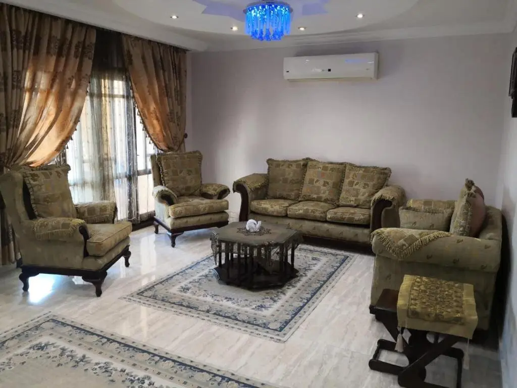 Каир: Al Rehab City Full VIP Serviced Apartment, Cairo