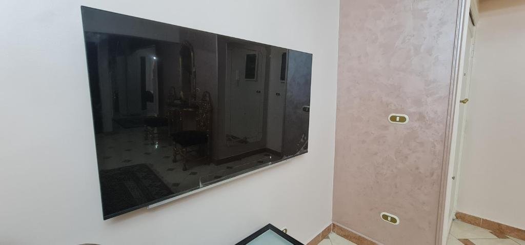 Каир: Comfy 2 Bedrooms Apartment in Cairo 98-5