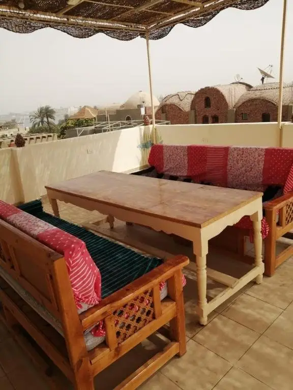 Луксор: The Magic of Luxor private studio apartment on the rooftop