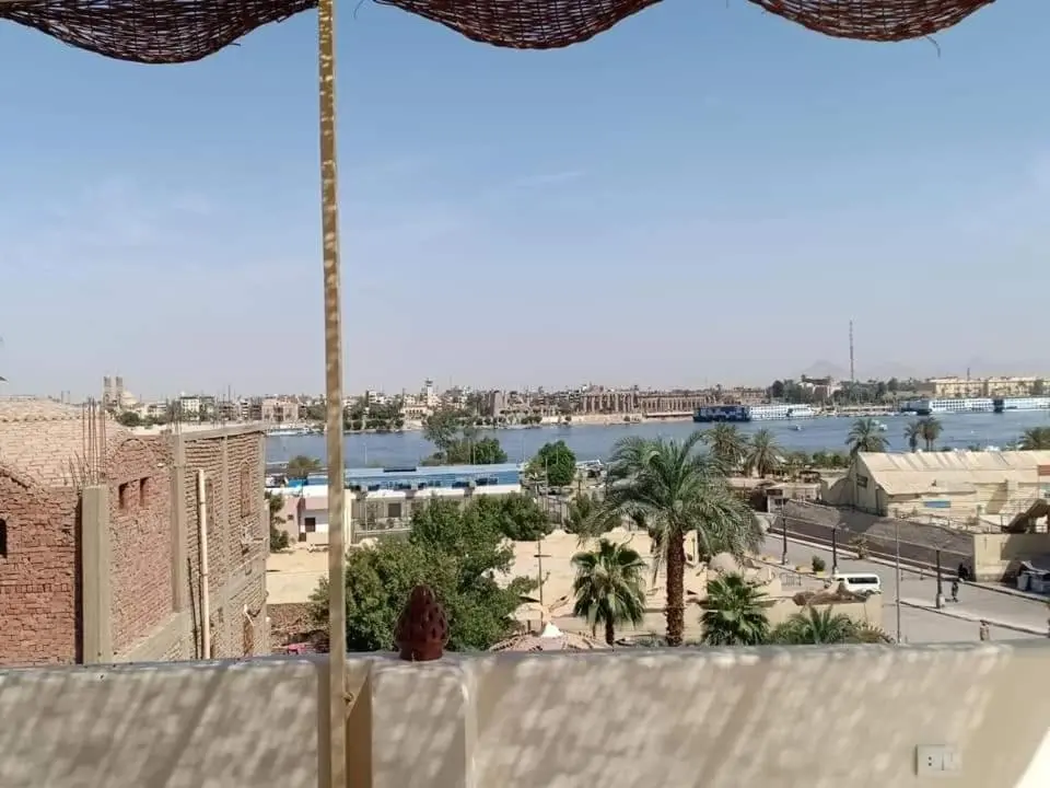 Луксор: The Magic of Luxor private studio apartment on the rooftop