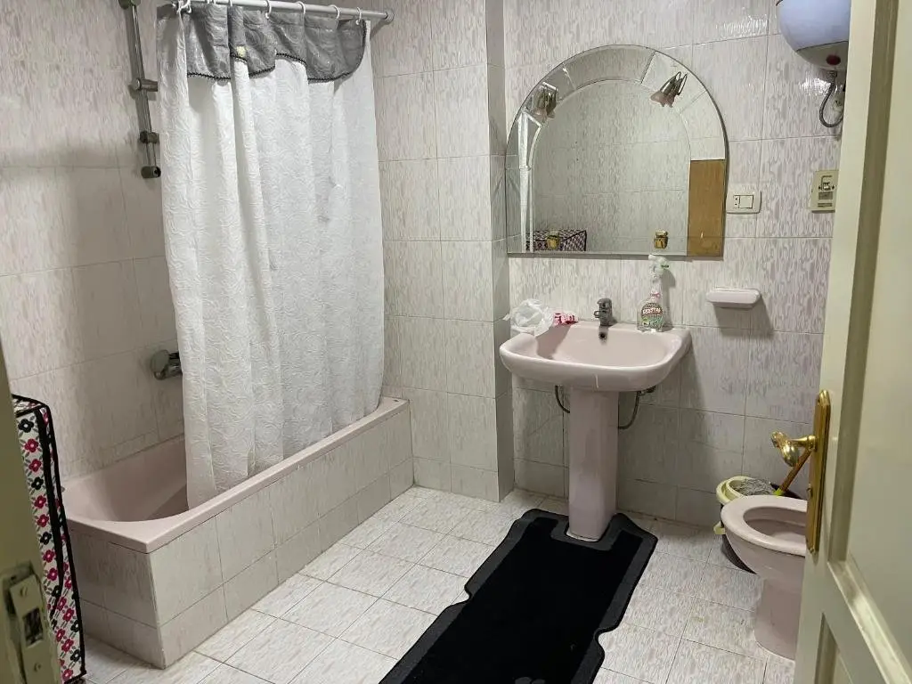 Каир: Apartment at nasr city