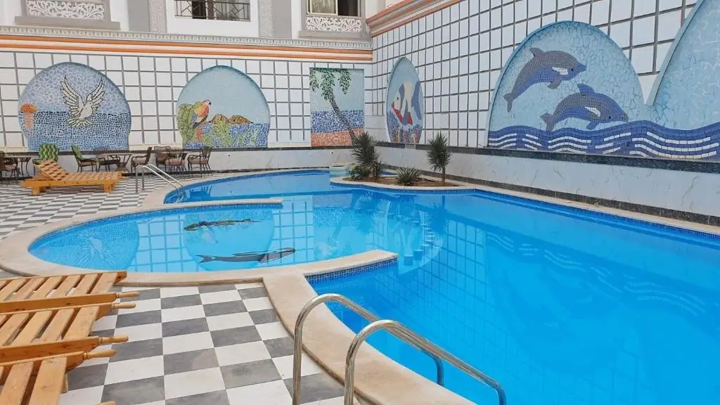 Хургада: Studio pool view next to the Marina,Sheraton Plaza 320