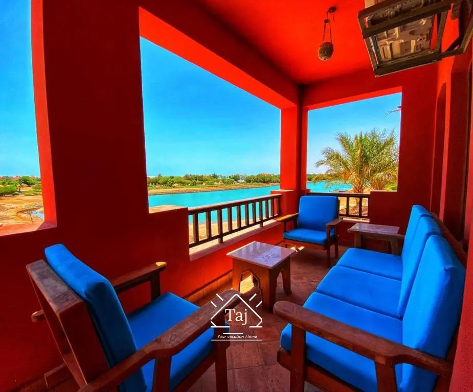 Эль-Гуна: Taj Home, Amazing pool and lagoon view 2bedrooms apartment