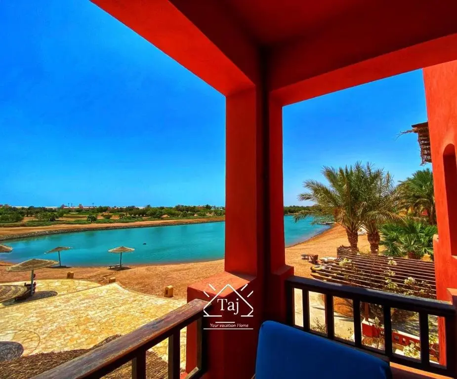 Эль-Гуна: Taj Home, Amazing pool and lagoon view 2bedrooms apartment
