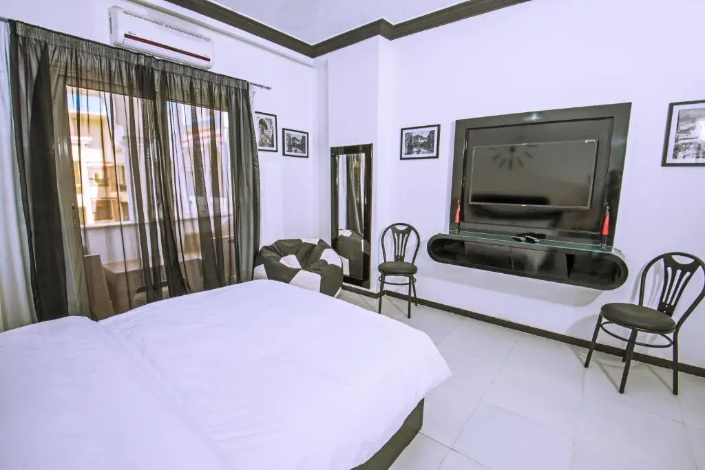 Хургада: Rare New Marina Hotspot With Fast Free WIFI, Balcony & Pool - Western Standards - Sheraton Plaza 414