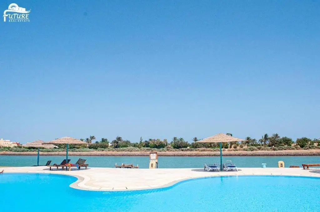 Эль-Гуна: El Gouna 1 bedroom apartment in West Golf Y12