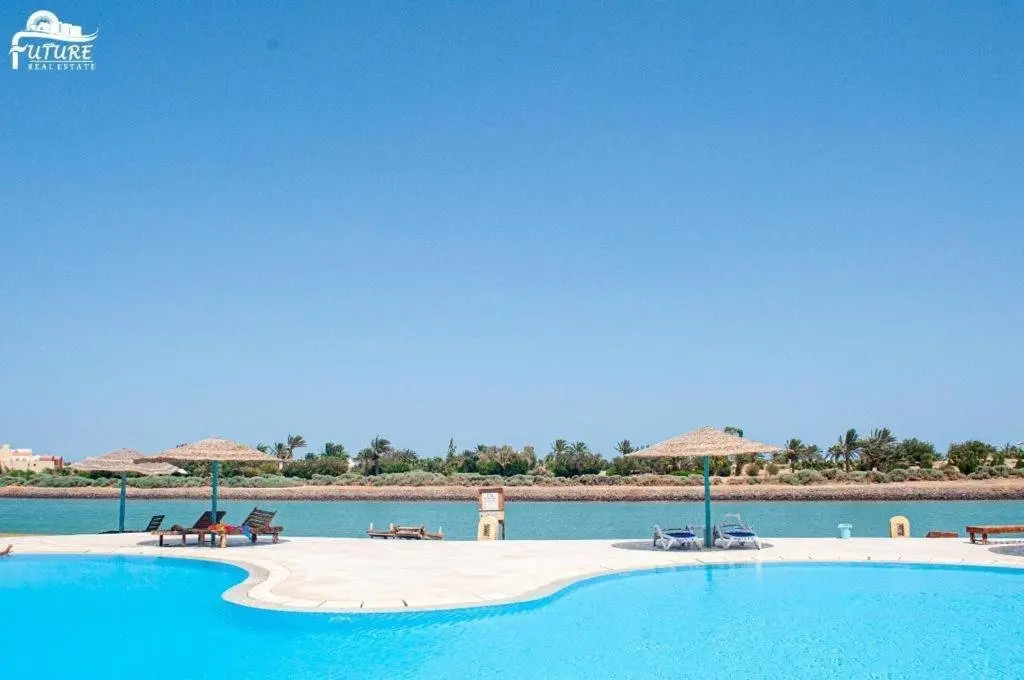 Эль-Гуна: El Gouna 1 bedroom apartment in West Golf Y12
