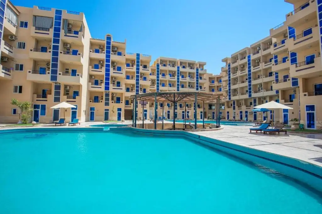 Хургада: Poolside With Patio Near El Gouna - 2 x Large Pools & Kitchen - European Standards - Tiba Resort P4
