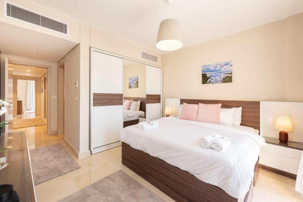 Эль-Гуна: Luxe 3bdr W Private Rooftop Jacuzzi & Beach Access