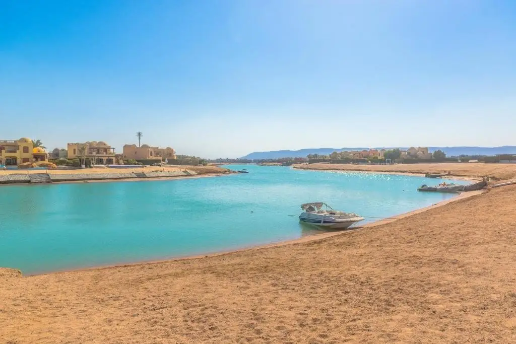 Эль-Гуна: Sabina Classy 1 BR Apartment Lagoon view & Pool El Gouna