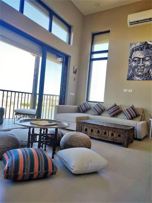 Эль-Гуна: Tawila - Lovely 2-bedroom unit with shared pool