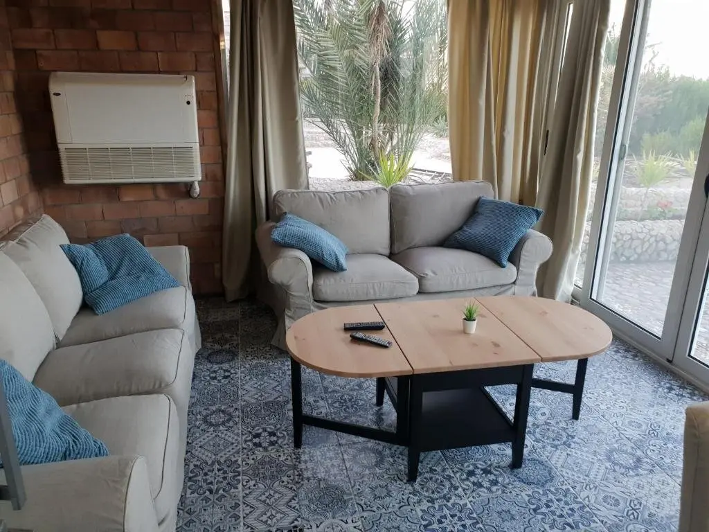 Хургада: One Bedroom Chalet on old sheraton rd ground floor with garden and sea view