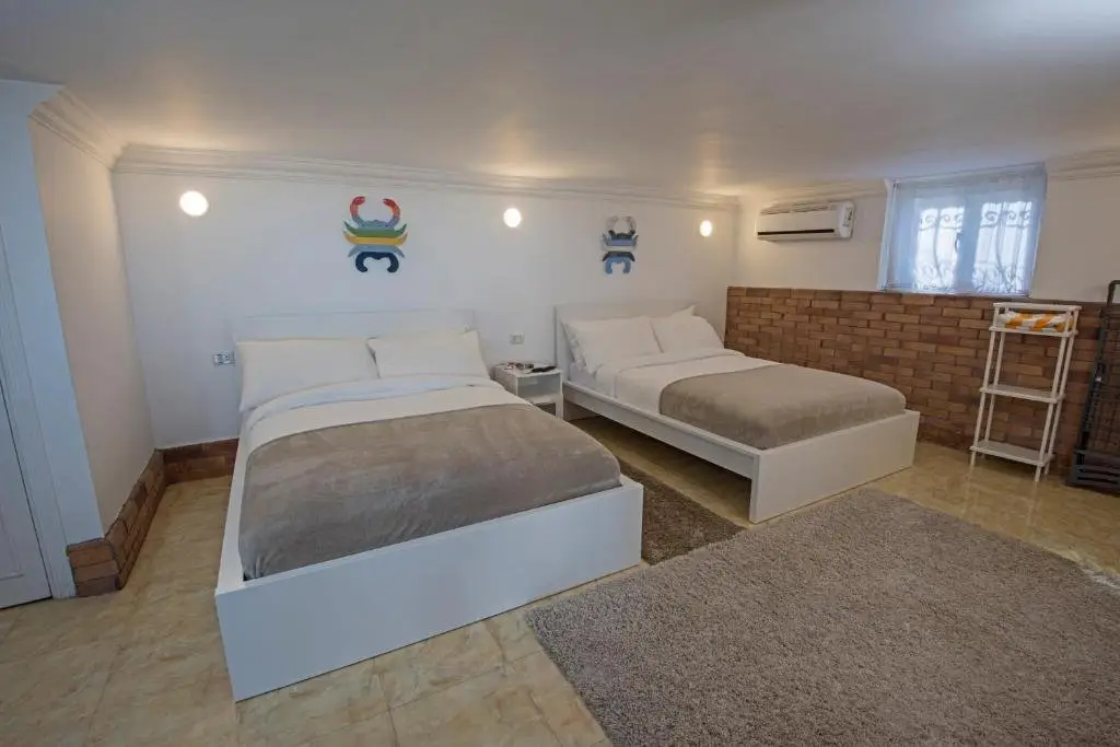 Хургада: One Bedroom Chalet on old sheraton rd ground floor with garden and sea view