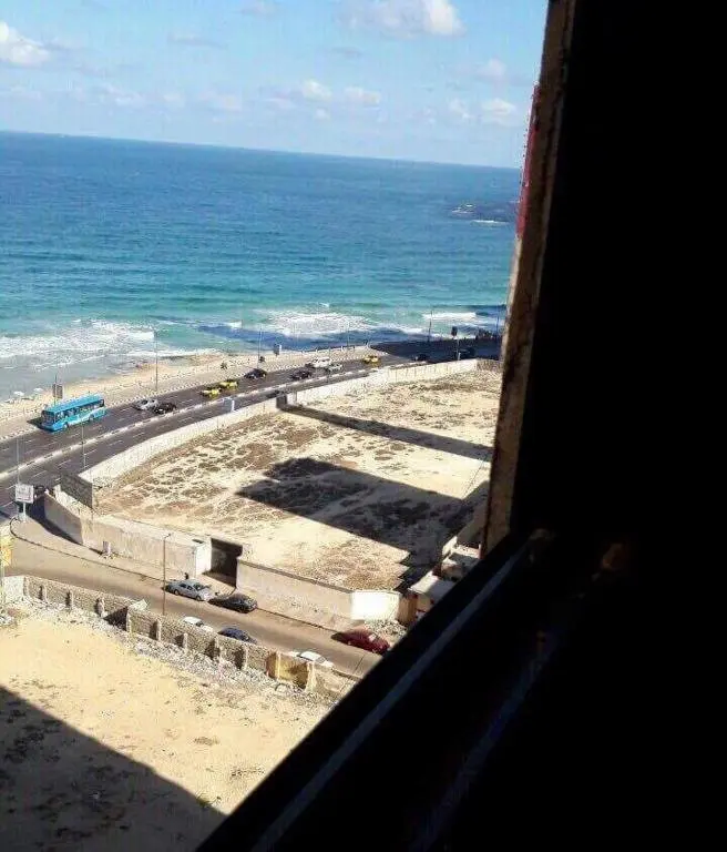 Александрия: Cozy new 2 BD Amazing beach view Next to Hilton hotel Family only !العائلات فقط