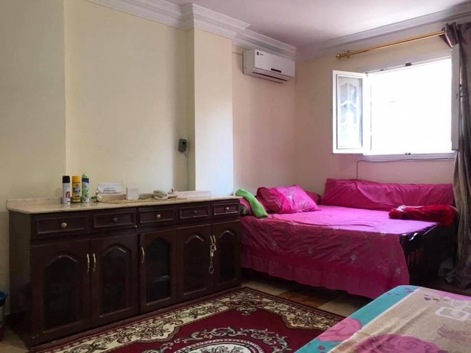 Александрия: Cozy new 2 BD Amazing beach view Next to Hilton hotel Family only !العائلات فقط