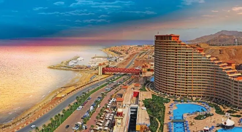 Porto Sokna Pyramids booking sea view apartment family only — фото 1
