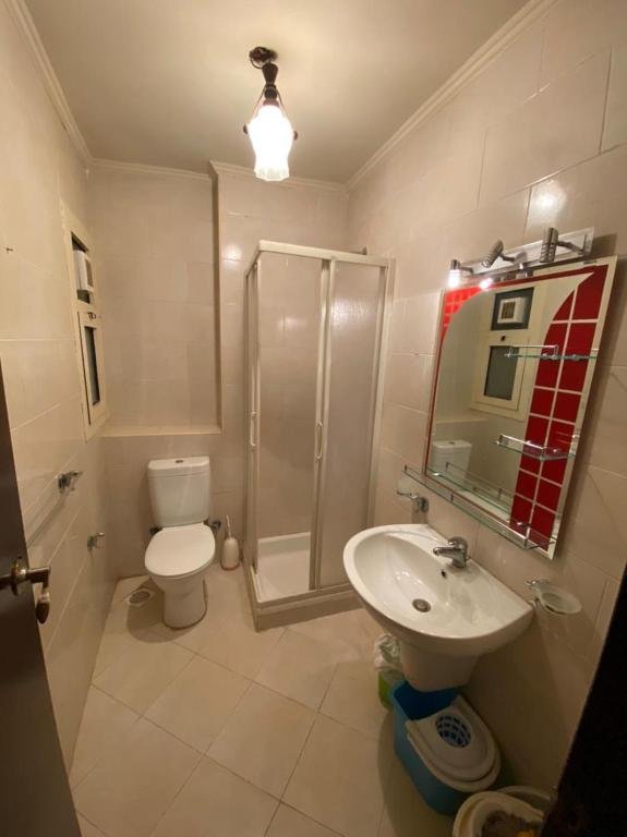 Айн-Сохна: Porto Sokna Pyramids booking sea view apartment family only
