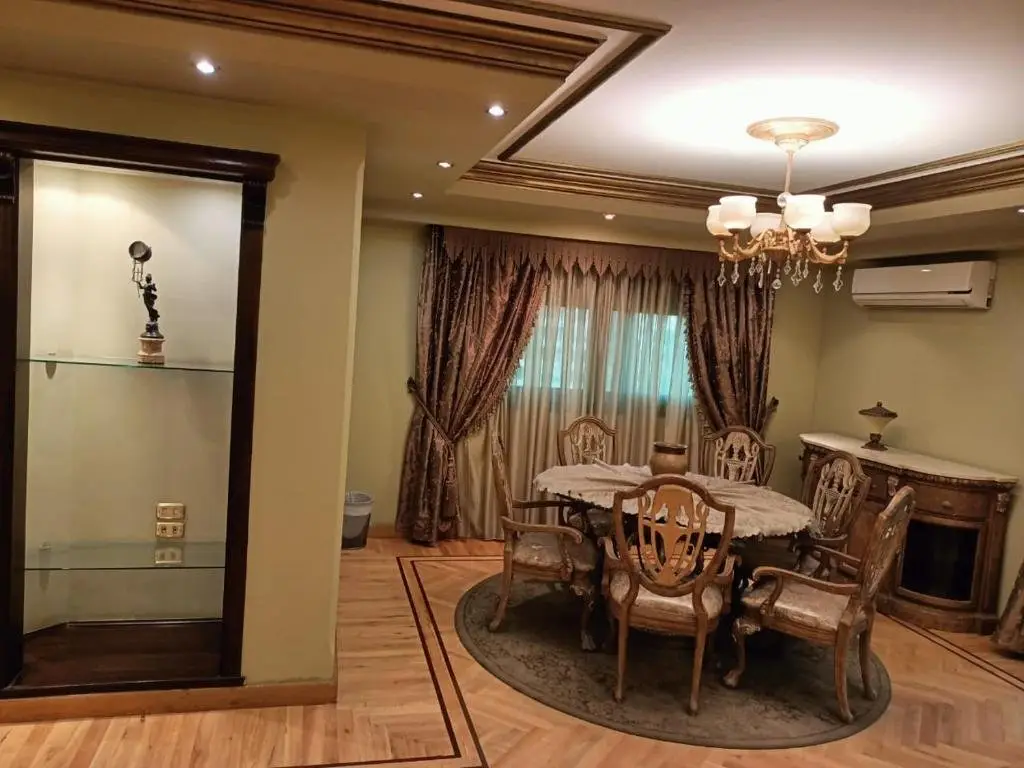 Каир: Super Deluxe Apartment in Sheraton Area near Cairo Int'l Airport
