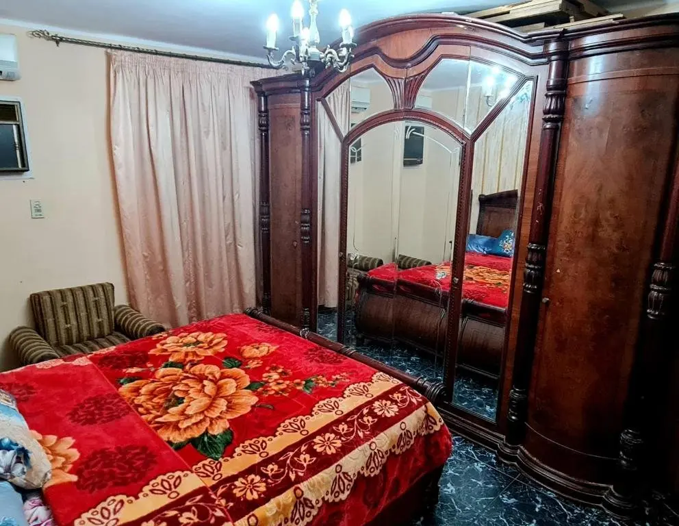 Каир: Comfy 3 Bedrooms Apartment in Cairo Z1