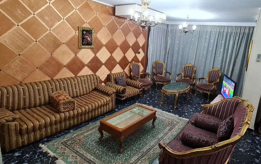 Каир: Comfy 3 Bedrooms Apartment in Cairo Z1