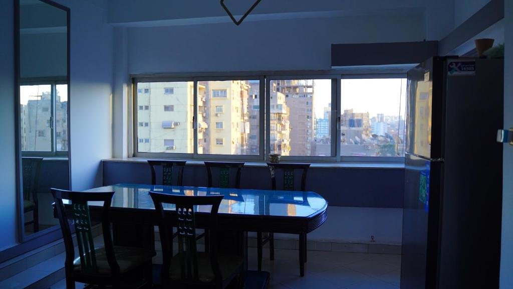 Гиза: Spacious 2 Bedroom Apt Viewing the Holy Nile