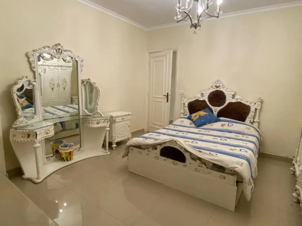Каир: FAMILY ONLY luxury apartment