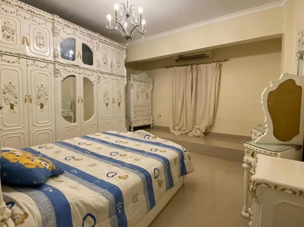 Каир: FAMILY ONLY luxury apartment
