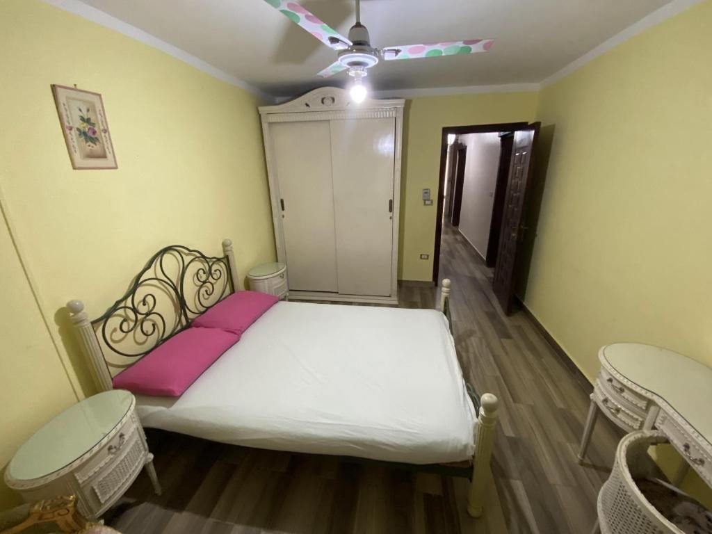 Каир: nora's apartment