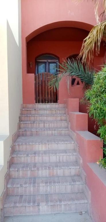 Gouna Studio shared pool and lagoon — фото 1