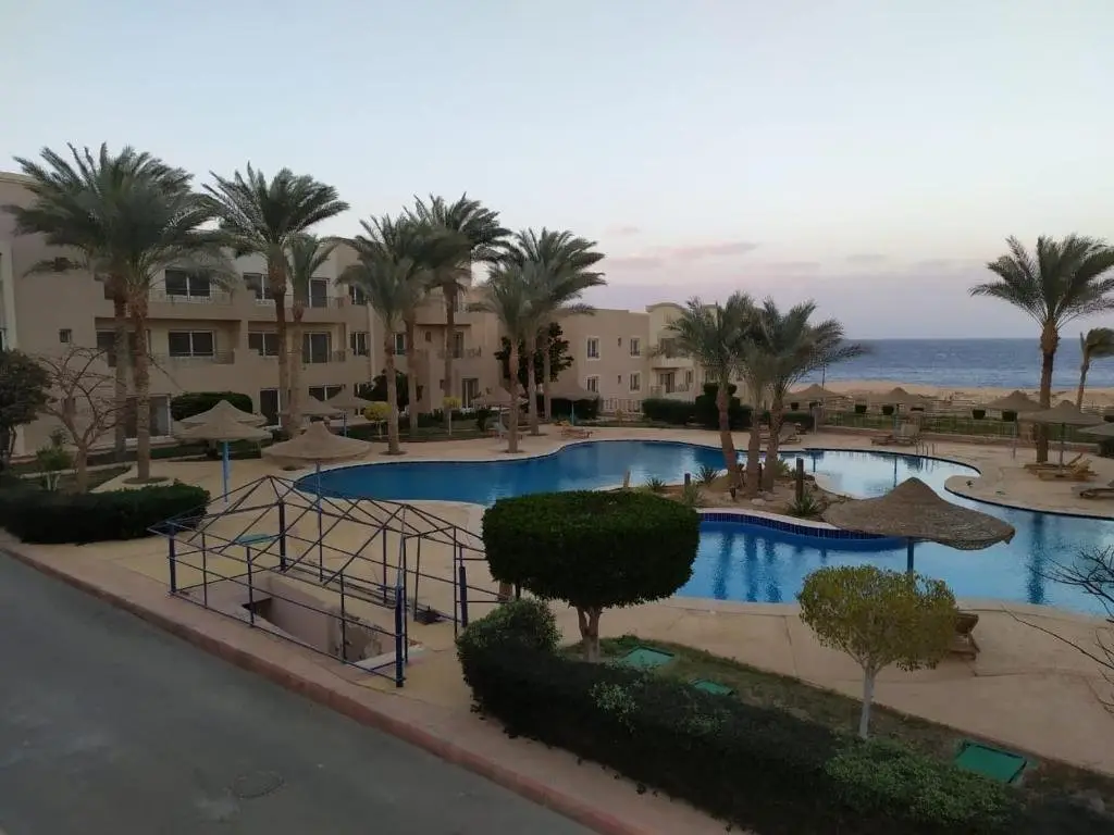 Хургада: Amazing 3 bedrooms panoramic sea view first line sunset pearl Sahl hashesh